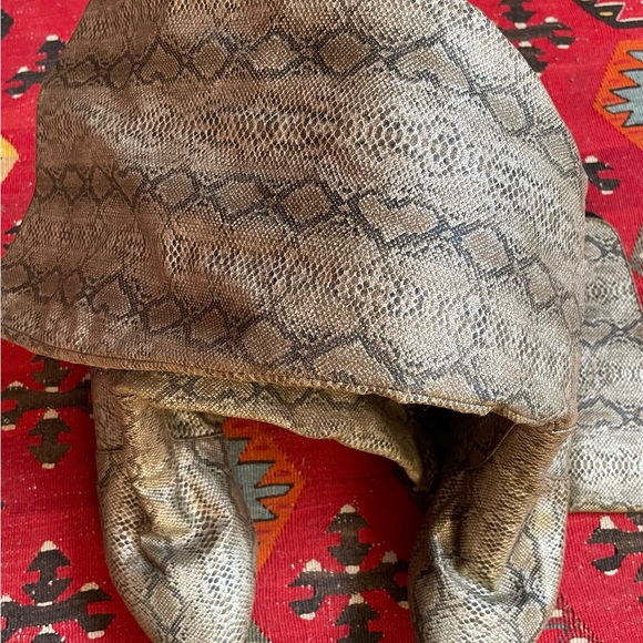 Faux Snakeskin Over Knee Wedge Boots sz 7 Women’s Retro Go Go 70s Euro HTF Rare - Picture 2 of 6